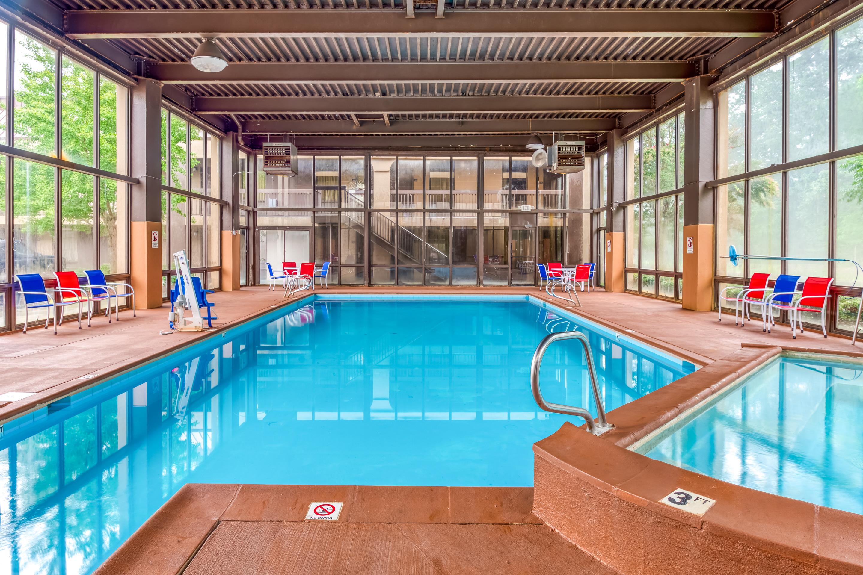 Baymont By Wyndham Williamsburg Hotel Екстериор снимка